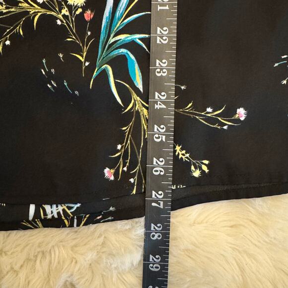 Worthington Black Floral Chiffon Textured Smocked Blouse 2X - Picture 5 of 8